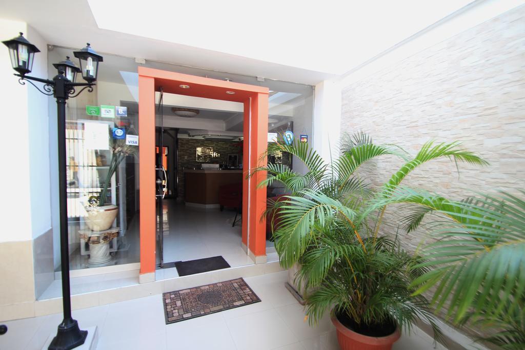 Hotel B'Liam Tumbes Exterior photo